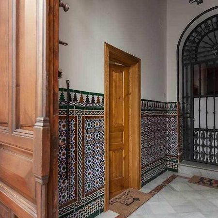 Monkeys Apartments El Arenal Santas Patronas เซบีญา ภายนอก รูปภาพ