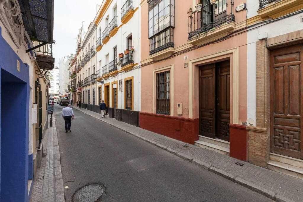Monkeys Apartments El Arenal Santas Patronas เซบีญา ภายนอก รูปภาพ